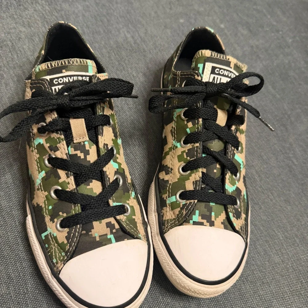Converse‎ Chuck Taylor All Star Digital Camo Low Top Sneakers Green Teal Tan